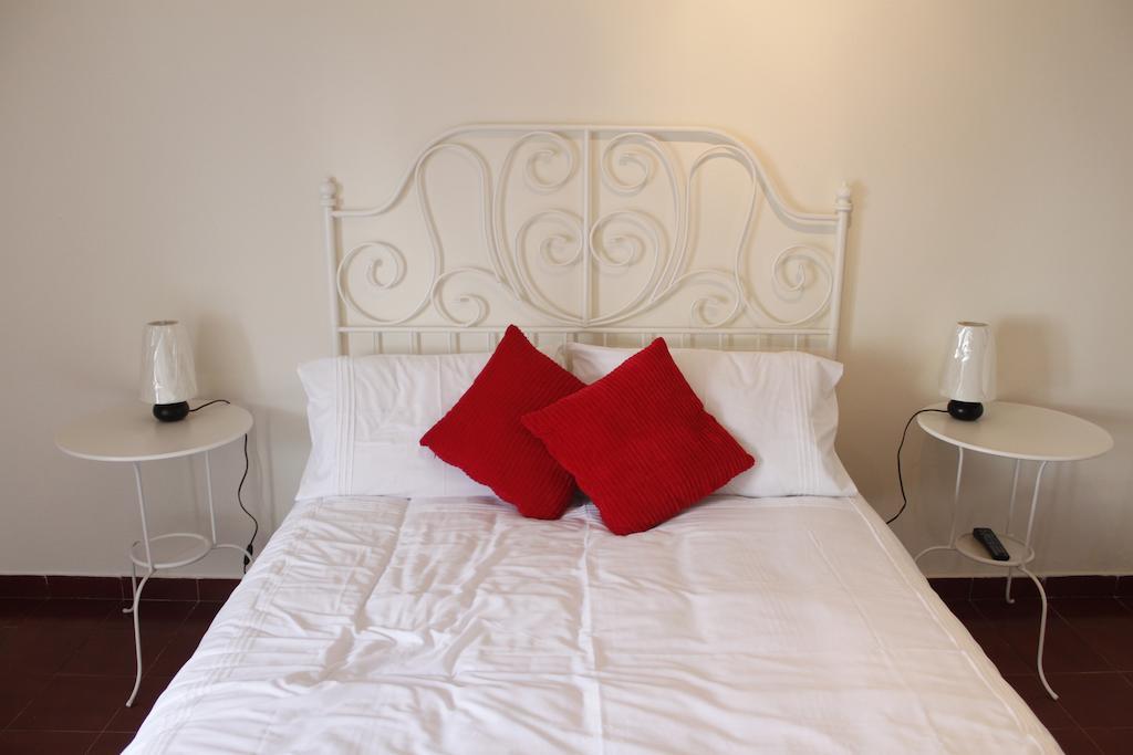 Alveiros Apartamentos Praia Dos Aveiros Albufeira Værelse billede